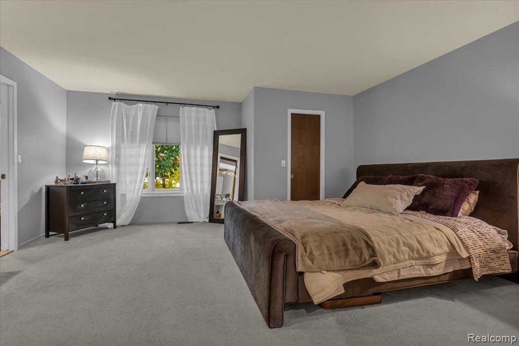 6983 Brookeshire Drive, West Bloomfield, MI — Photo 22