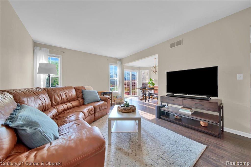 4414 HUNTERS Circle E, Canton, MI 48188 — Photo 5