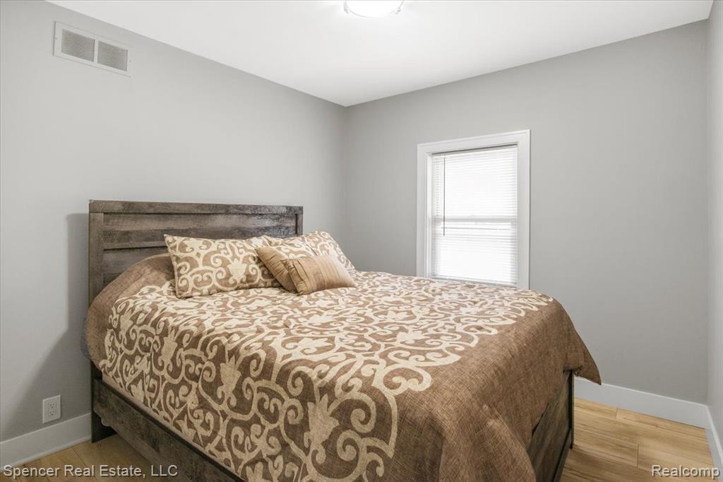 7669 S Eston Road, Clarkston, MI 48348 — Photo 34