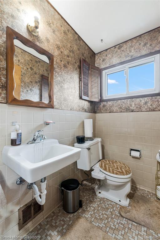 11828 Robinwood Boulevard, Warren, MI 48093 — Photo 16