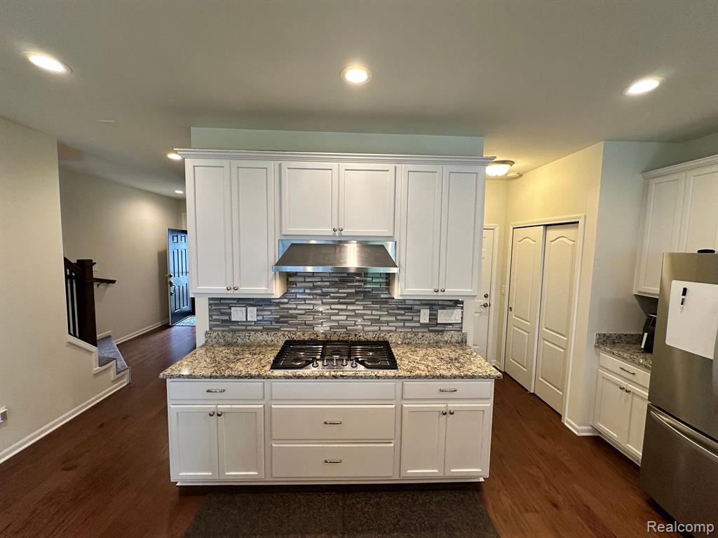 43541 PROSPECT, Novi, MI — Photo 10