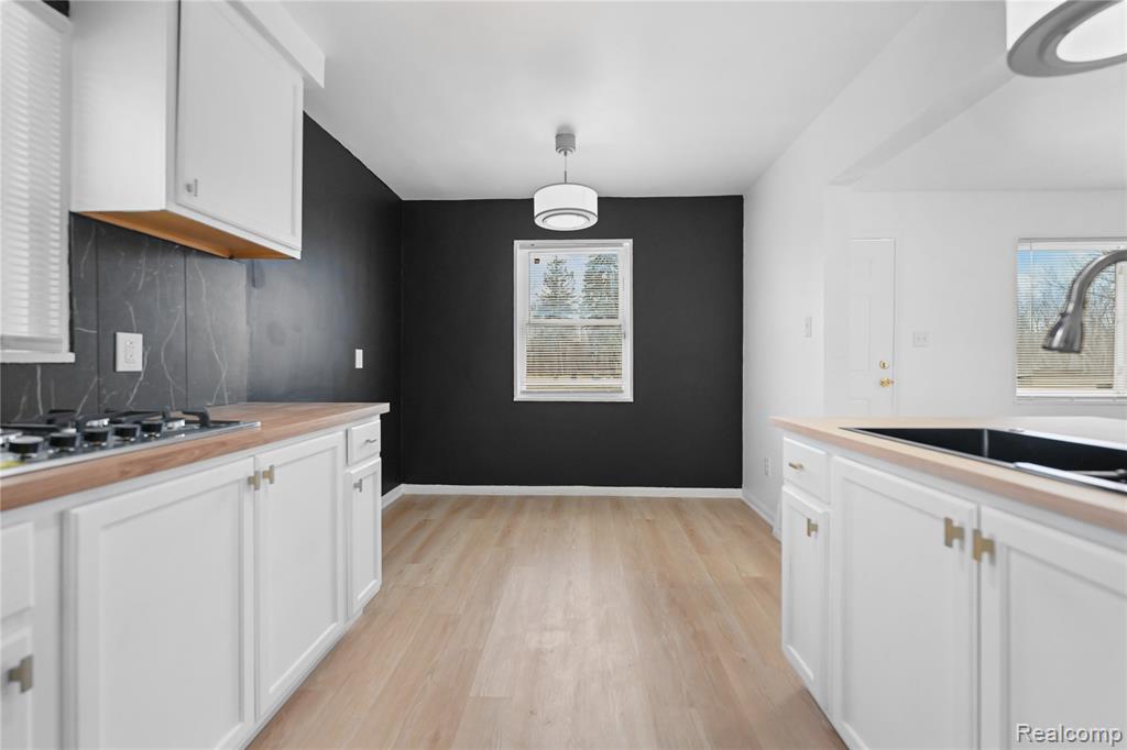 17028 W Chicago Street, Detroit, MI 48228 — Photo 7