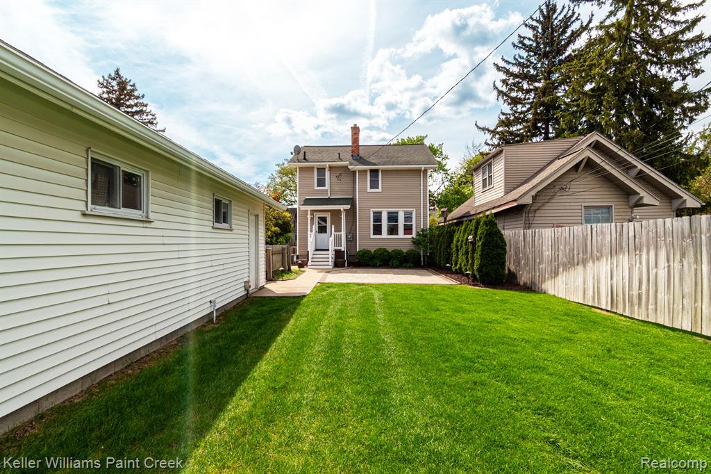 606 N CENTER Street, Royal Oak, MI 48067 — Photo 40