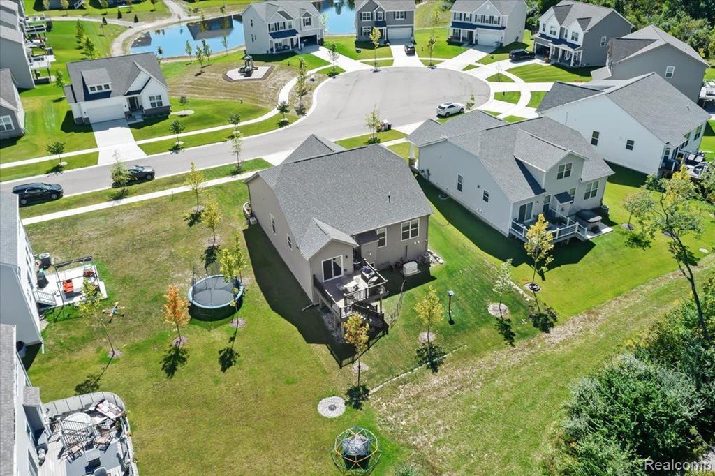 8045 CARSTON Lane, Brighton, MI 48116 — Photo 27