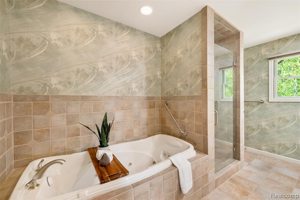 4230 Mill Lake Road, Lake Orion, MI — Photo 63
