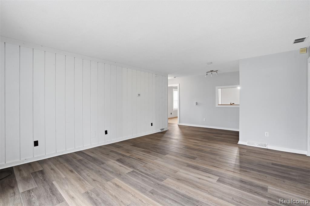 1028 Carlton Drive, Milan, MI 48160 — Photo 18