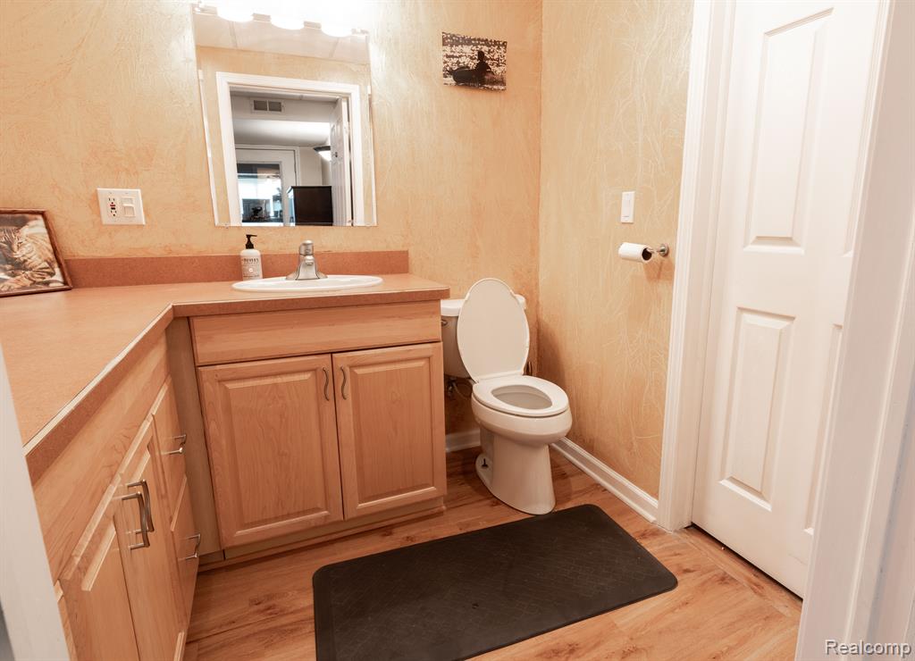 4839 SYCAMORE Drive, Ypsilanti, MI 48197 — Photo 26
