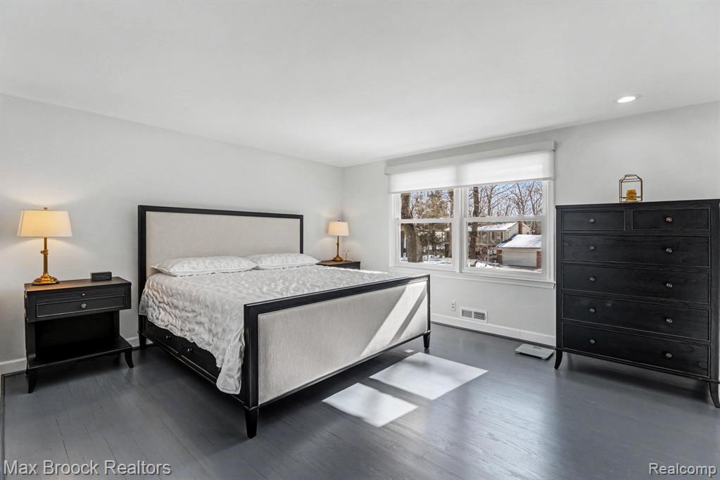 22724 King Richard Court, Beverly Hills, MI 48025 — Photo 19
