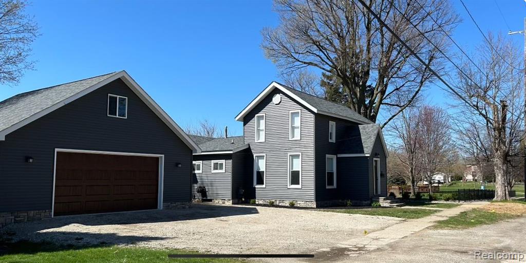 412 E ELLEN Street, Fenton, MI 48430 — Photo 2