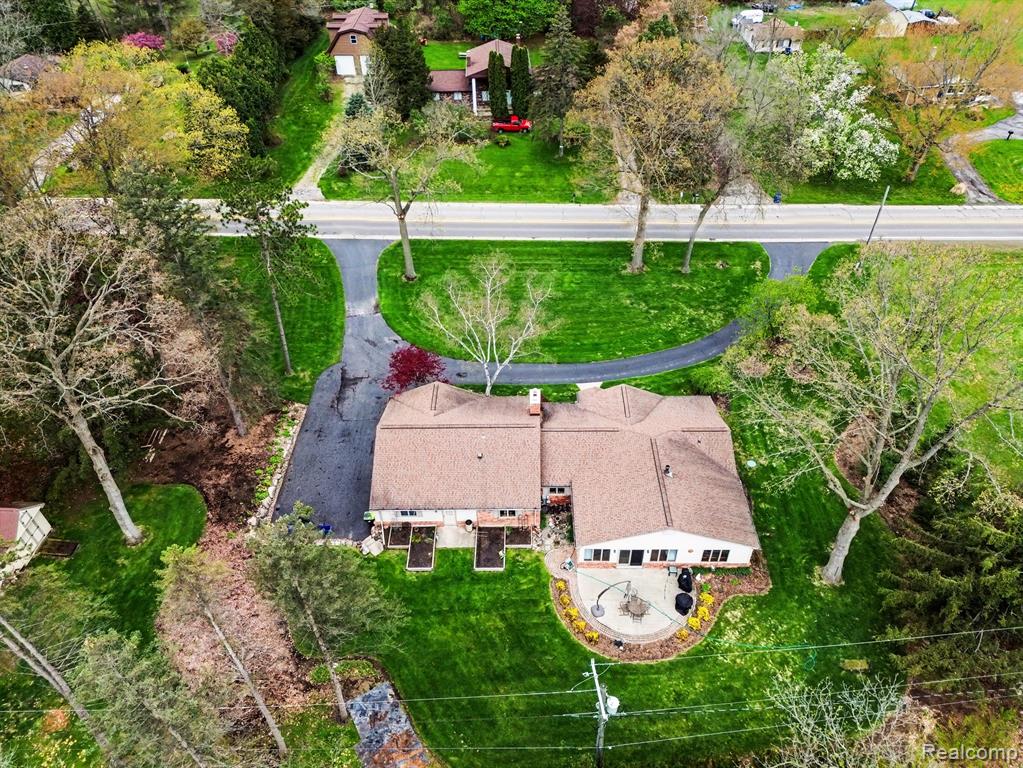 2080 Teggerdine Road, White Lake, MI — Photo 27