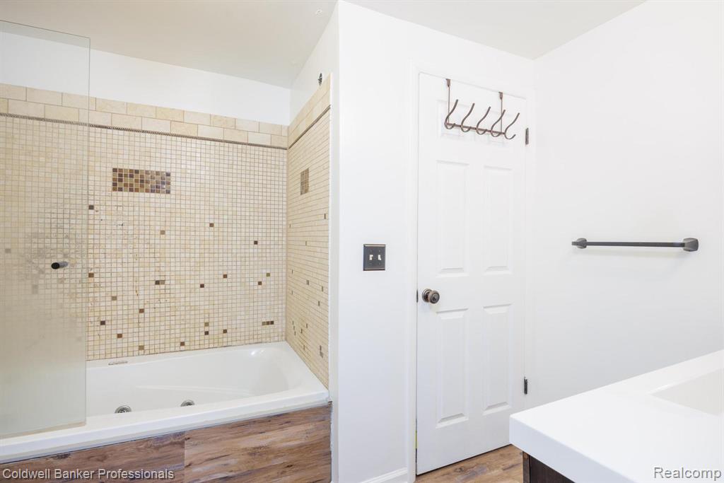 41272 Lehigh Court, Northville, MI 48167 — Photo 20
