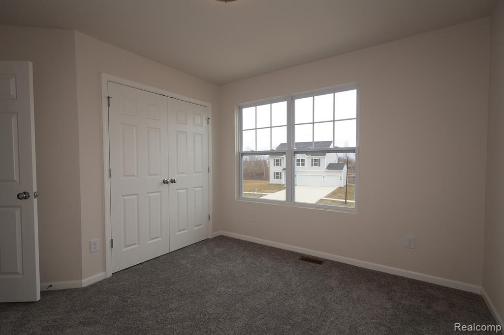4254 Cedar Lane, Grand Blanc, MI 48439 — Photo 12