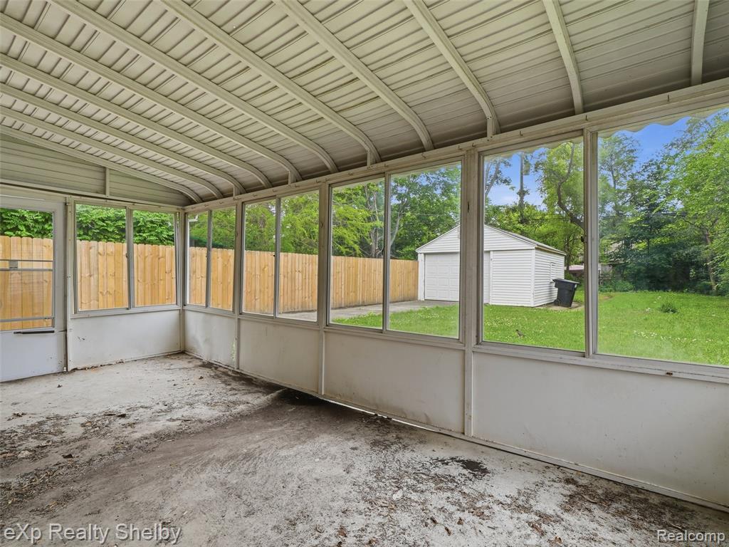 16476 Rossini Drive, Detroit, MI 48205 — Photo 32