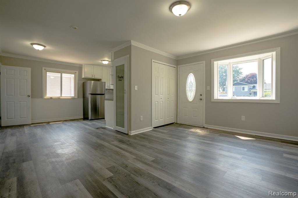 39588 Chart Street, Harrison Township, MI — Photo 5
