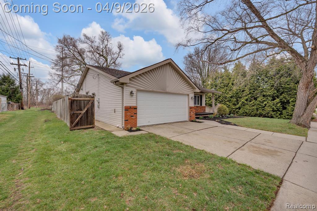 714 9th Street, Wyandotte, MI 48192 — Photo 3