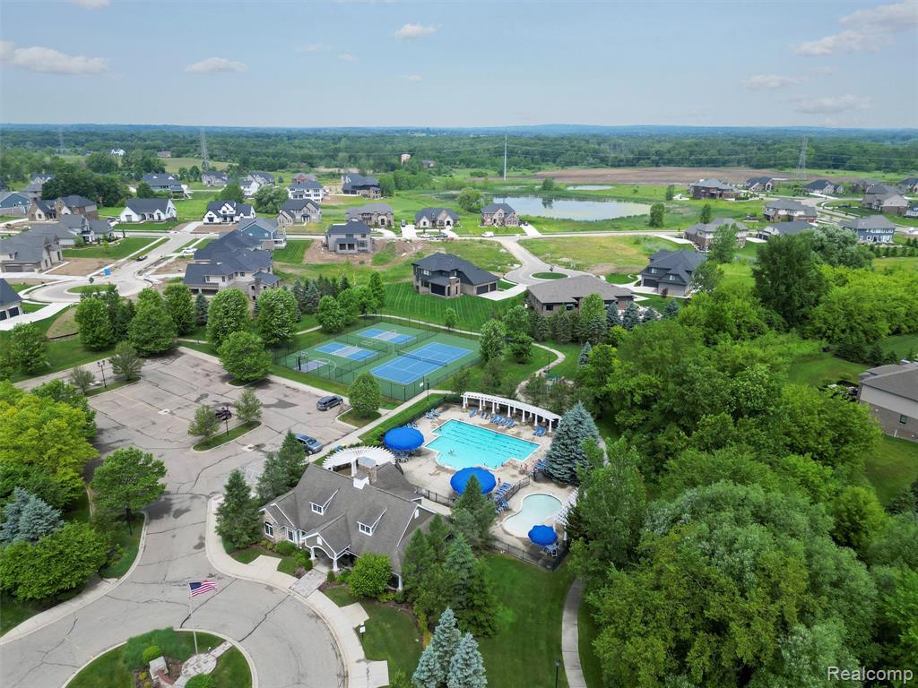 3085 Royal Berkshire Lane, Oakland, MI — Photo 10