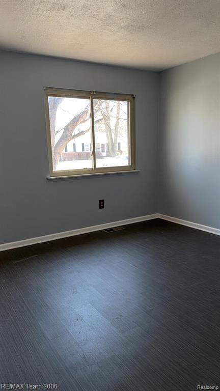 15706 Isabelle Street, Romulus, MI 48174 — Photo 12