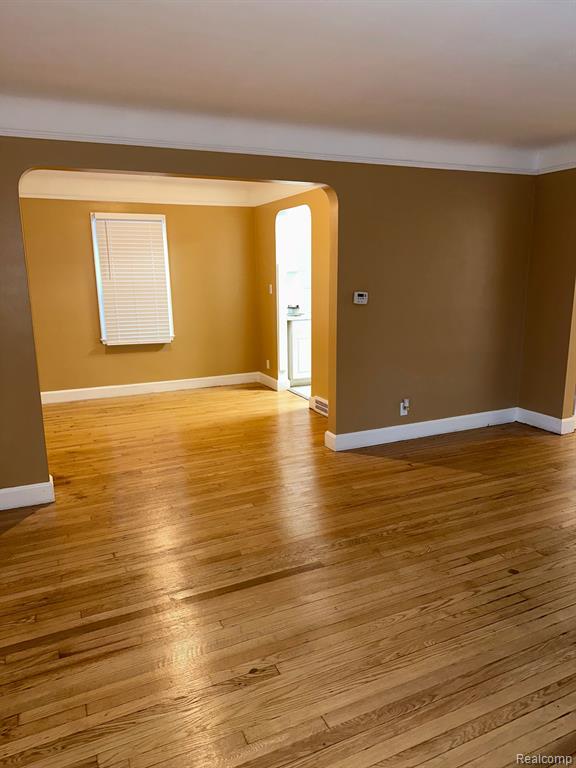 8075 WHITCOMB Street, Detroit, MI 48228 — Photo 7