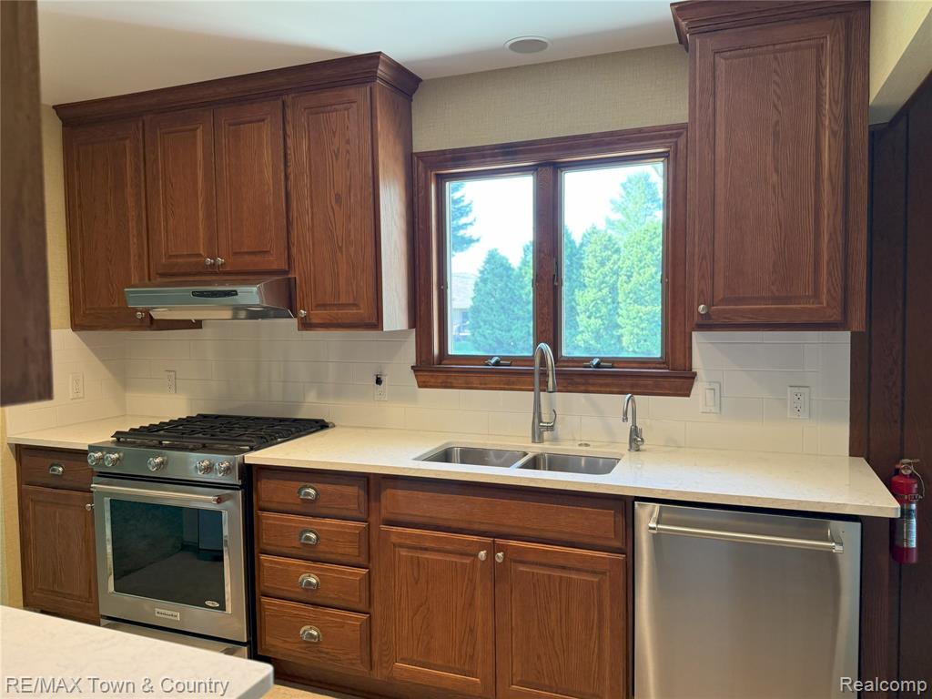 5070 W Farrand Road, Clio, MI 48420 — Photo 8