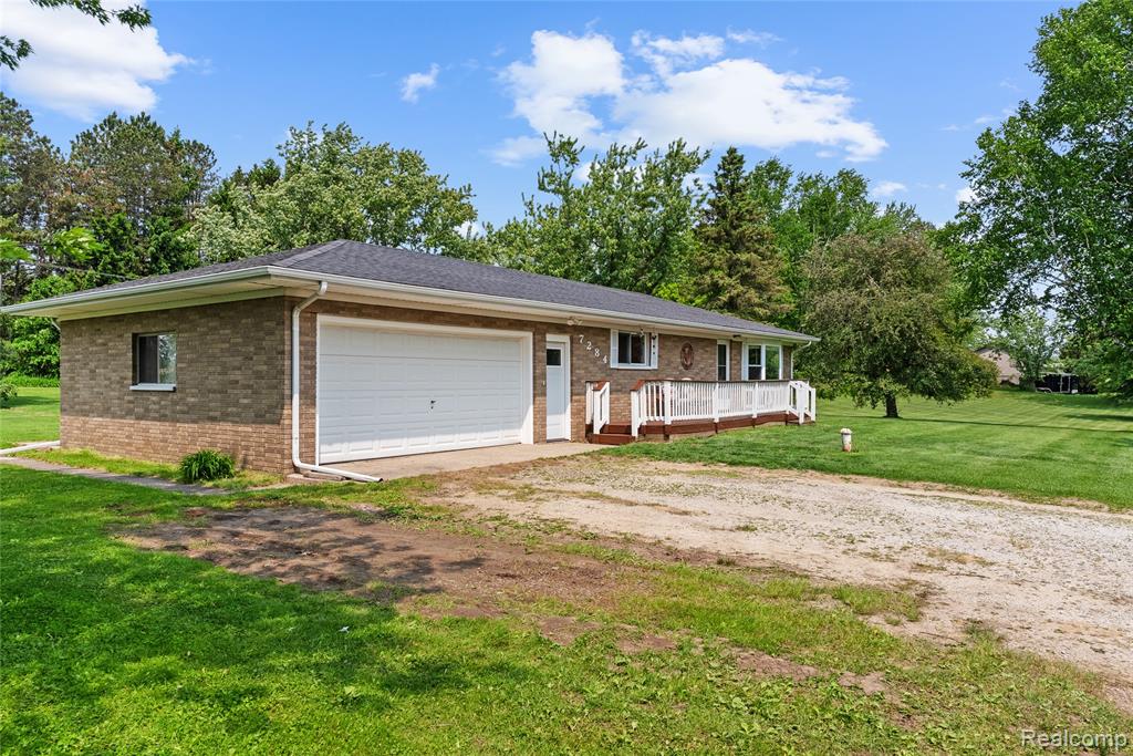 7284 Fostoria Road, Mayville Vlg, MI 48744 — Photo 4