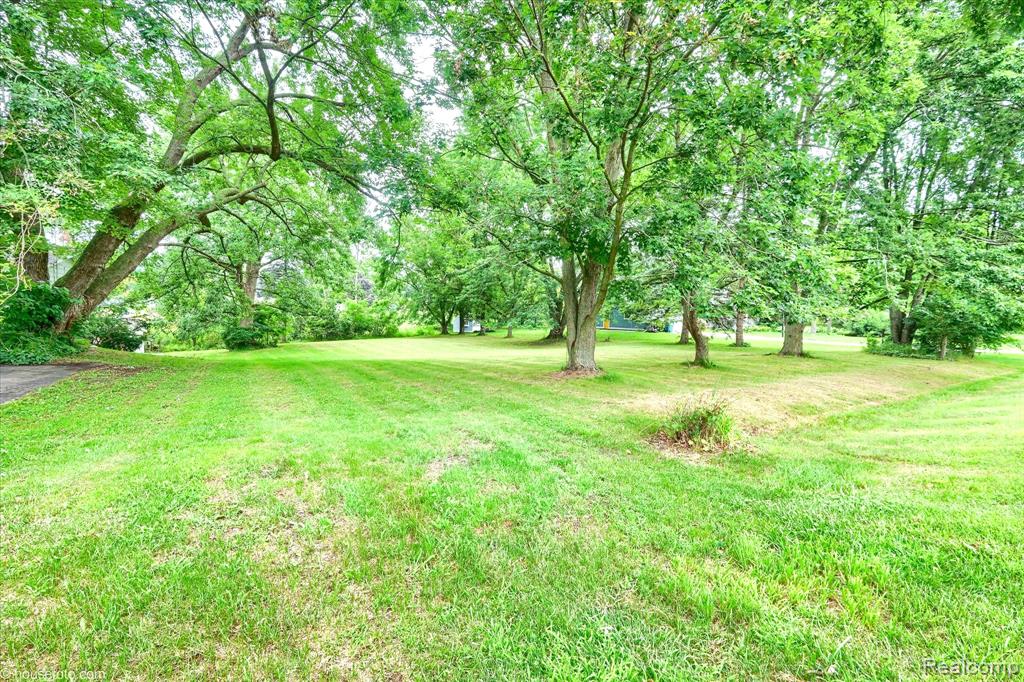 1154 Beth Drive, Lapeer, MI 48446 — Photo 45