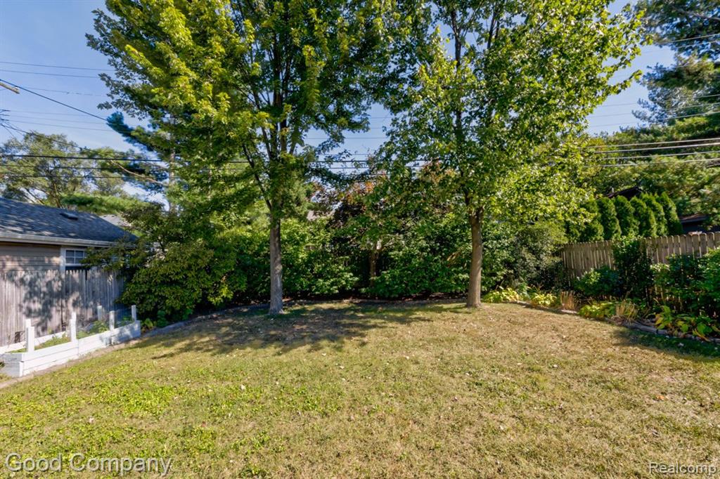 713 S Pleasant Street, Royal Oak, MI 48067 — Photo 41