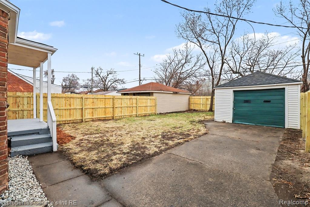 18300 Mendota Street, Detroit, MI 48221 — Photo 17