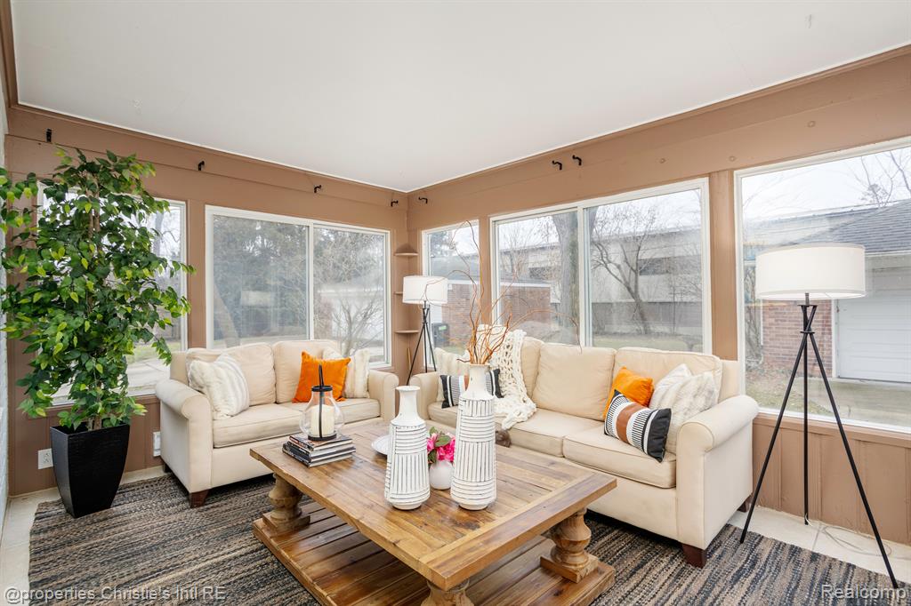 475 Neff Road, Grosse Pointe, MI 48230 — Photo 18