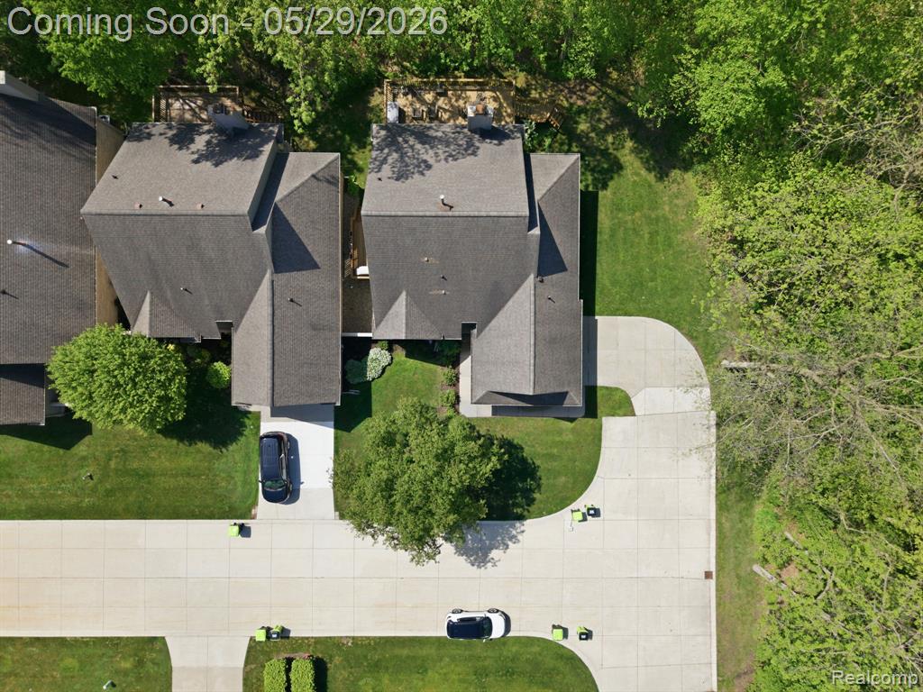 47301 Bramblewood Court, Novi, MI — Photo 52
