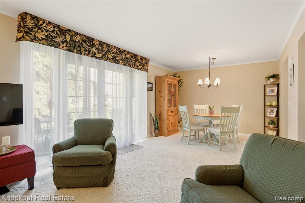 239 Churchgrove Road, Frankenmuth, MI 48734 — Photo 10