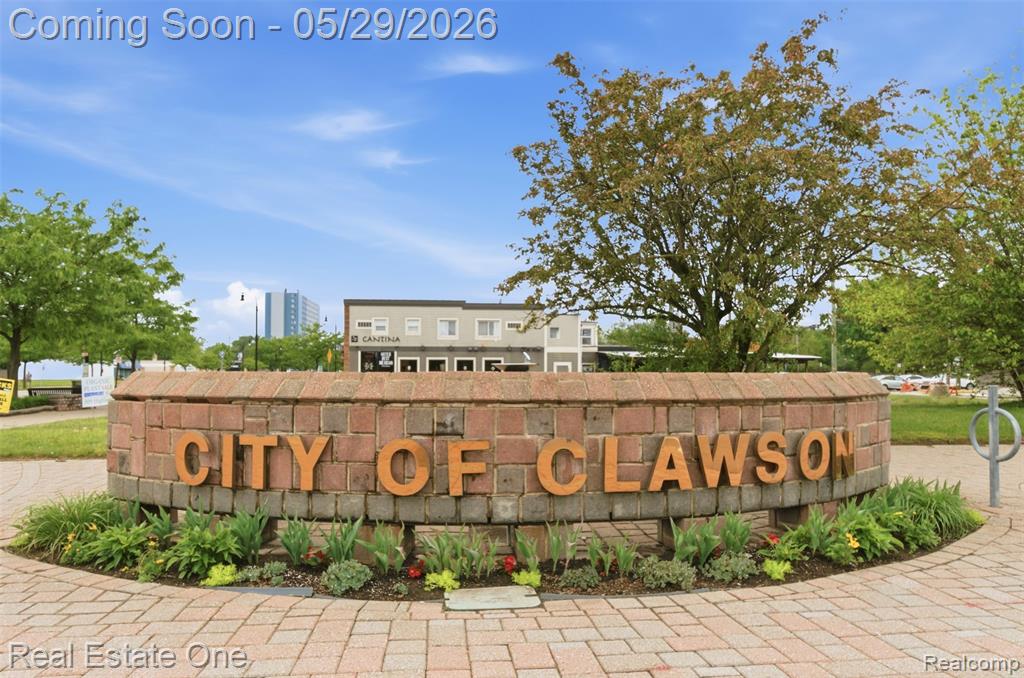 733 S Webik Avenue, Clawson, MI — Photo 44