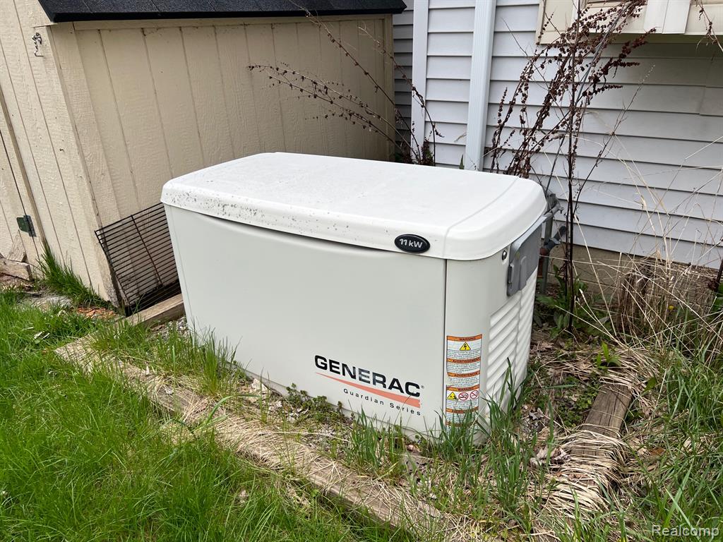 2681 Flint River Road, Lapeer, MI 48446 — Photo 33