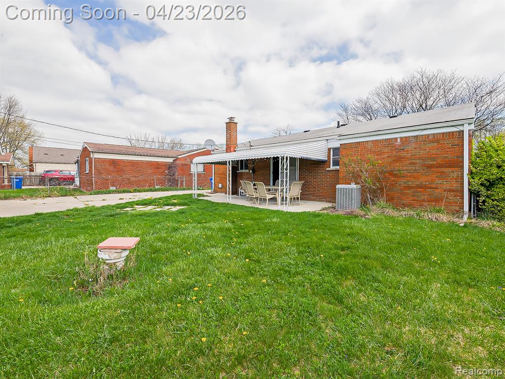26177 Cunningham Drive, Warren, MI 48091 — Photo 22