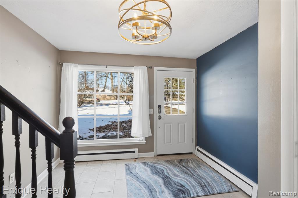 4448 Greenwood Drive, Okemos, MI 48864 — Photo 2