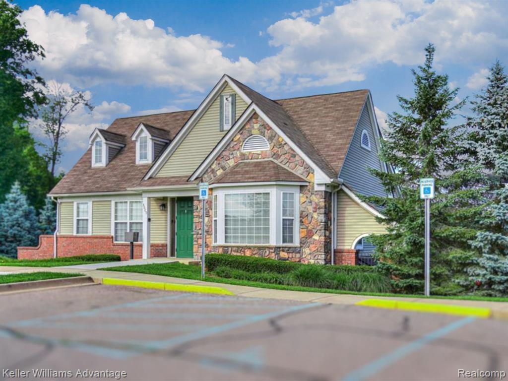 8356 Crab Apple Trail, Dexter, MI 48130 — Photo 33