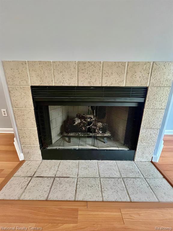 31160 Country Way, Farmington Hills, MI 48331 — Photo 9
