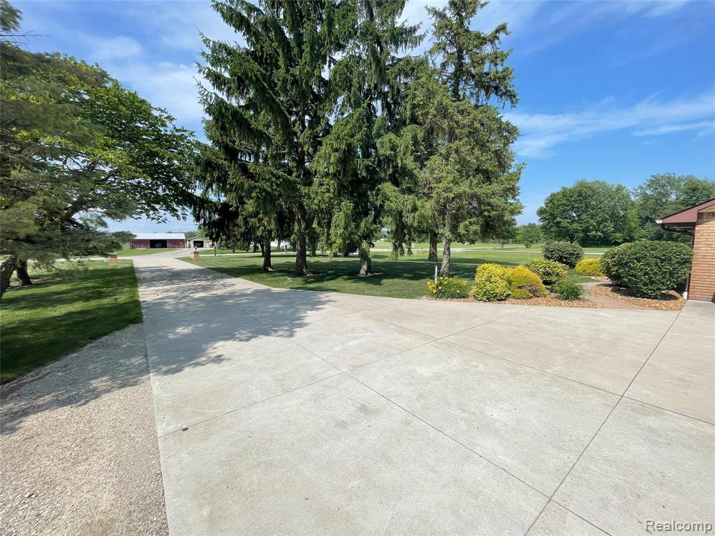 7666 Labo Road, South Rockwood, MI — Photo 3