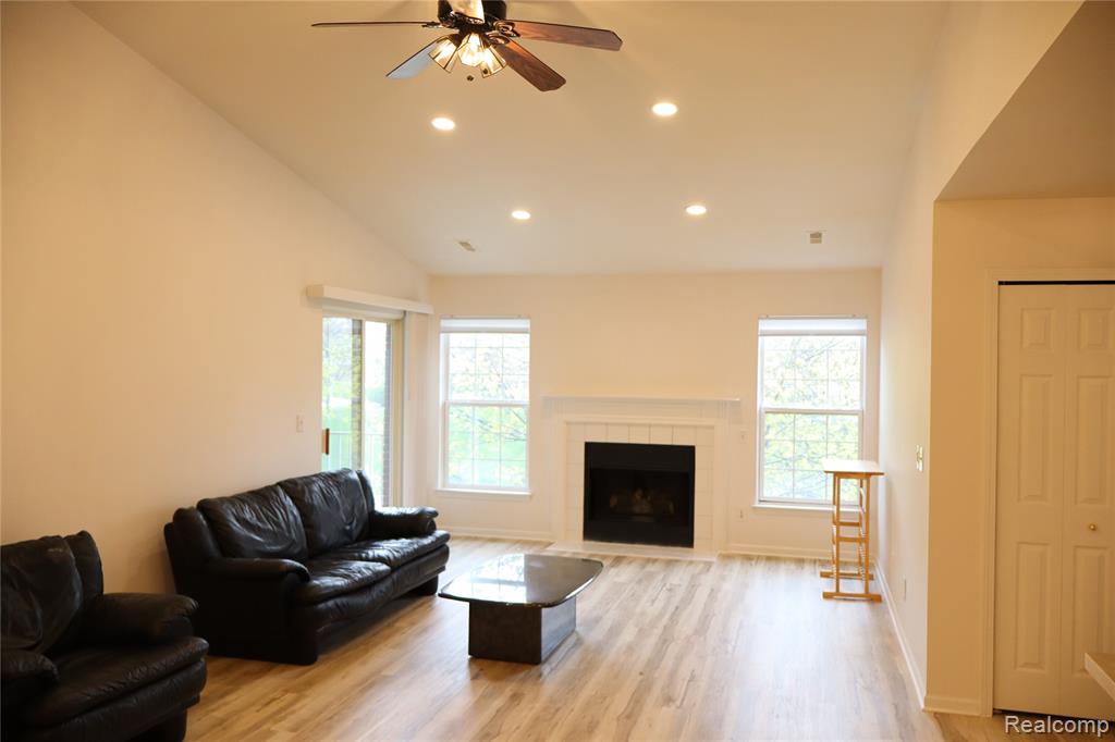 44944 Marigold Drive, Sterling Heights, MI 48314 — Photo 4