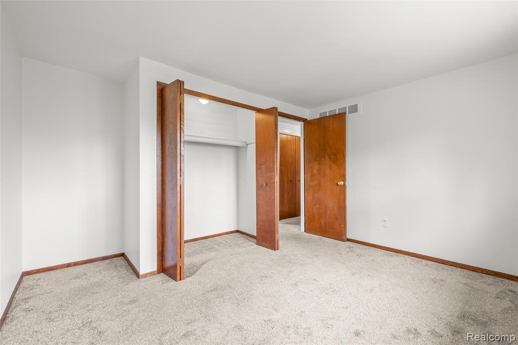 6748 Brookshire Drive, Canton, MI 48187 — Photo 22
