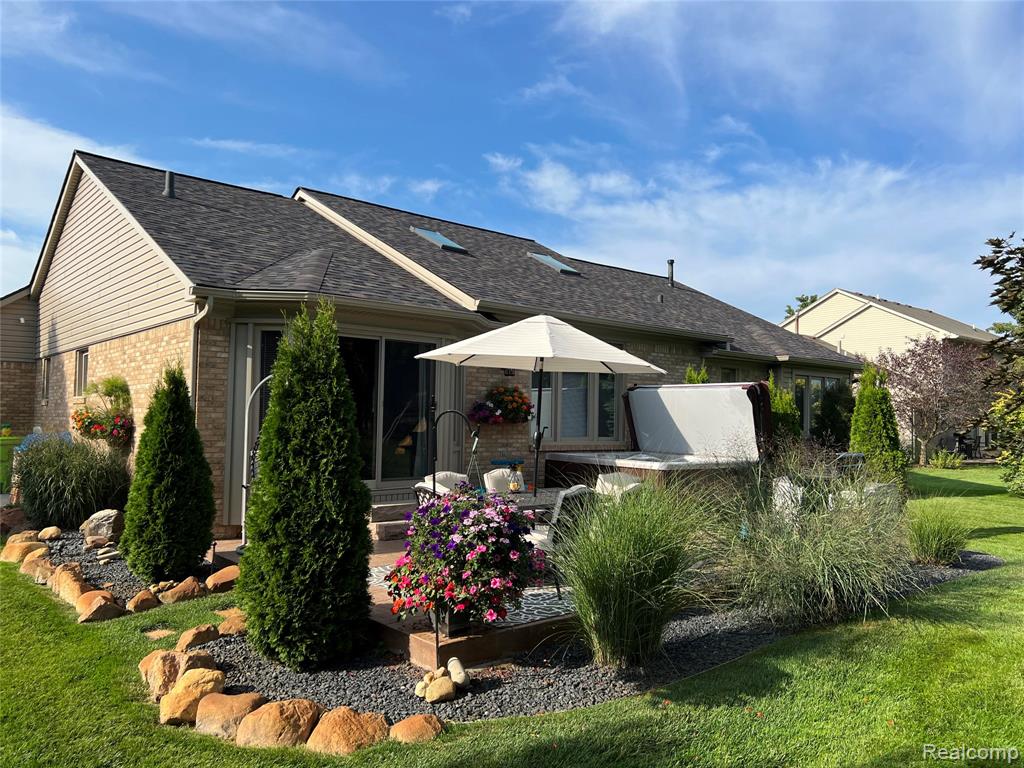 9095 Rotondo Drive, Howell, MI 48855 — Photo 7