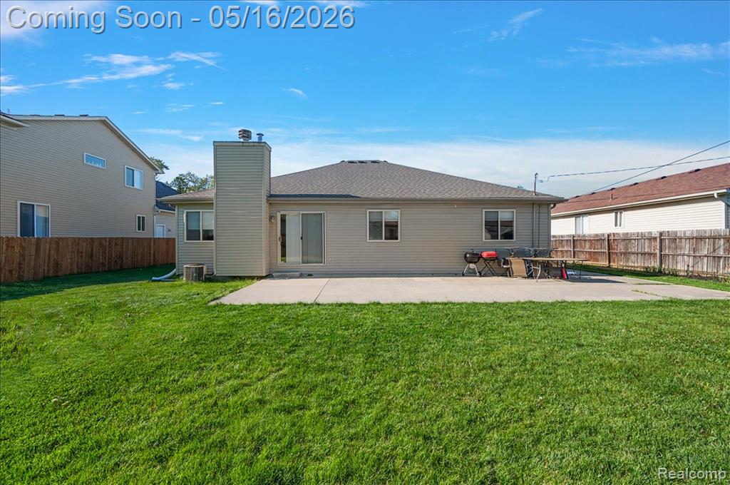 15948 Venice Avenue, Clinton Twp, MI 48035 — Photo 48