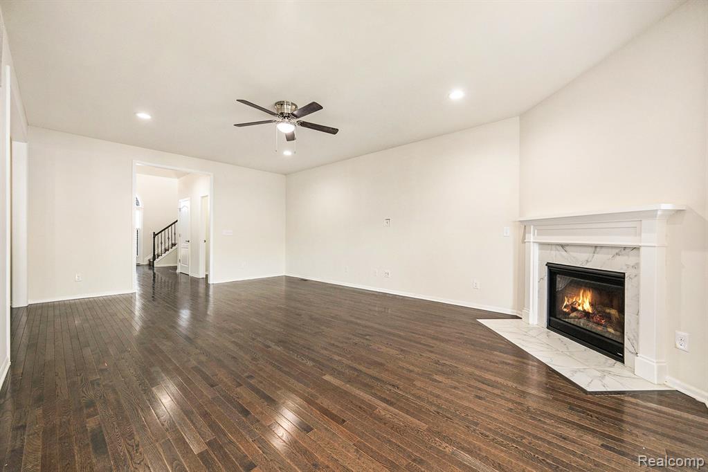 28364 Hanover Drive, Novi, MI 48377 — Photo 5
