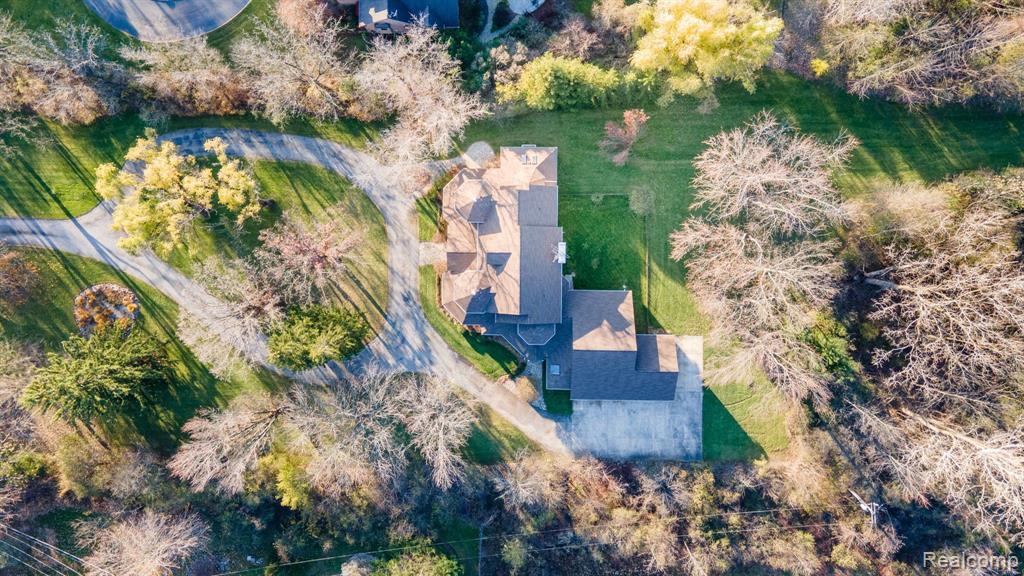 45950 W 11 MILE Road, Novi, MI — Photo 40