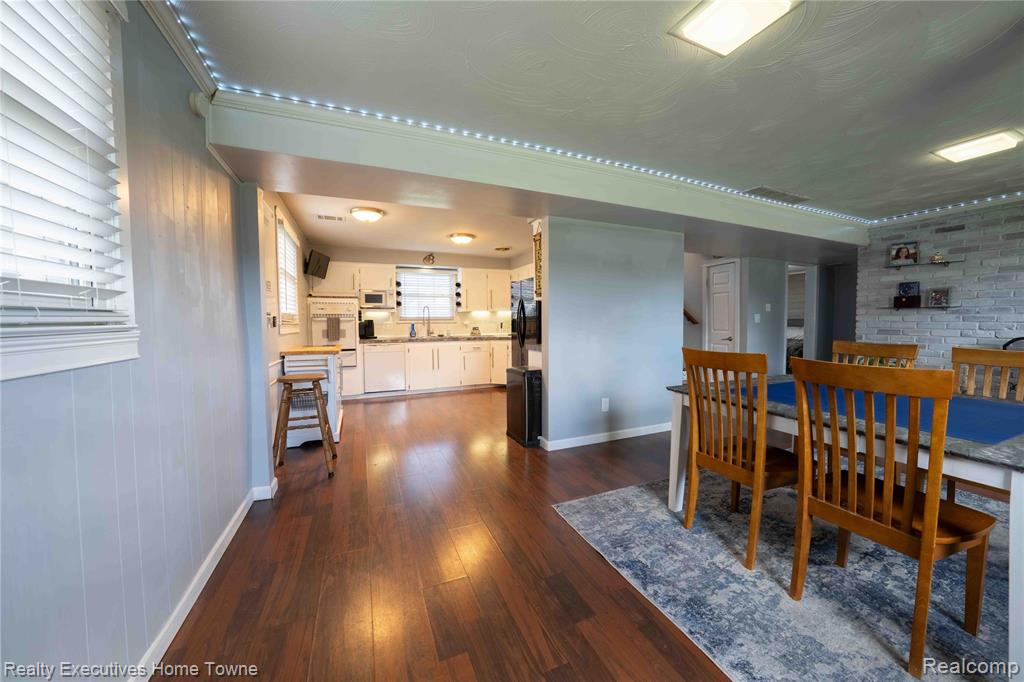 2854 ELMWOOD Street, Port Huron, MI 48060 — Photo 19