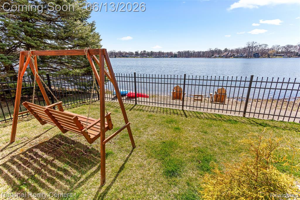 1100 Clearwater Boulevard, White Lake, MI — Photo 80