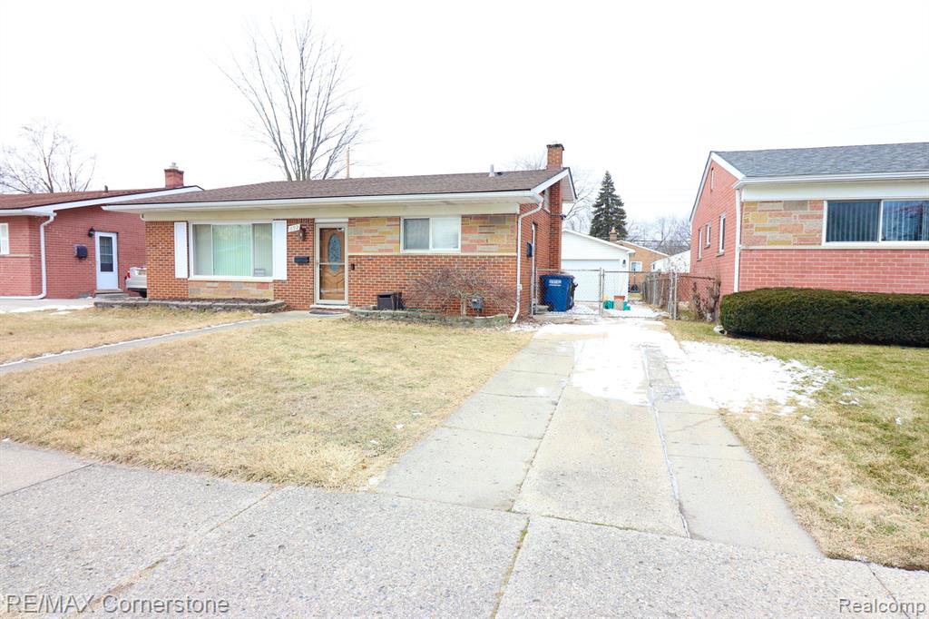 692 EASLEY Drive, Westland, MI 48186 — Photo 2