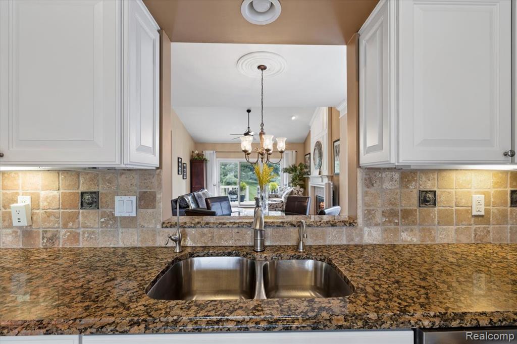 51184 Northview, Plymouth, MI 48170 — Photo 14