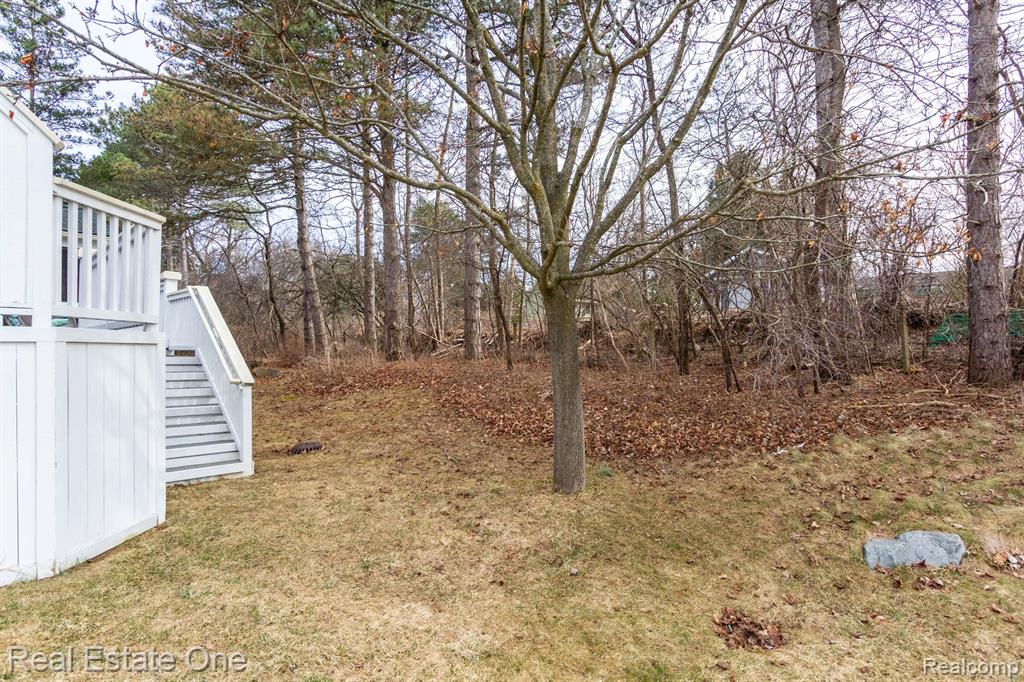 490 FRANKLIN LAKE Circle, Oxford, MI 48371 — Photo 51