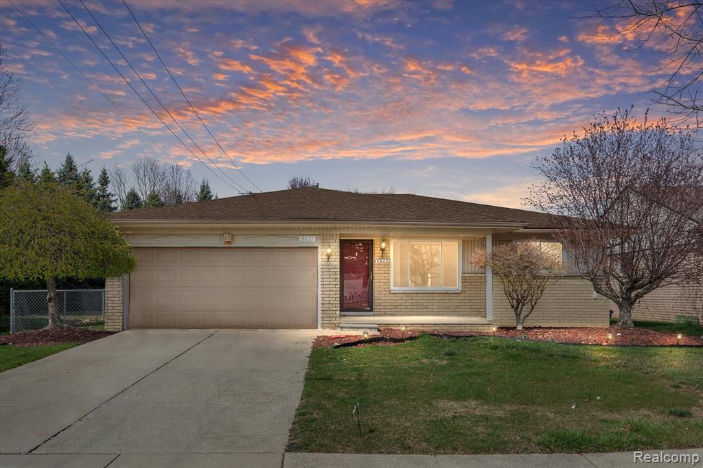 8625 BROUGHAM Drive, Sterling Heights, MI 48312 — front exterior