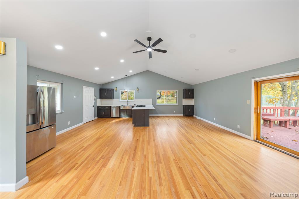 5731 FARMINGTON Road, West Bloomfield, MI — Photo 12